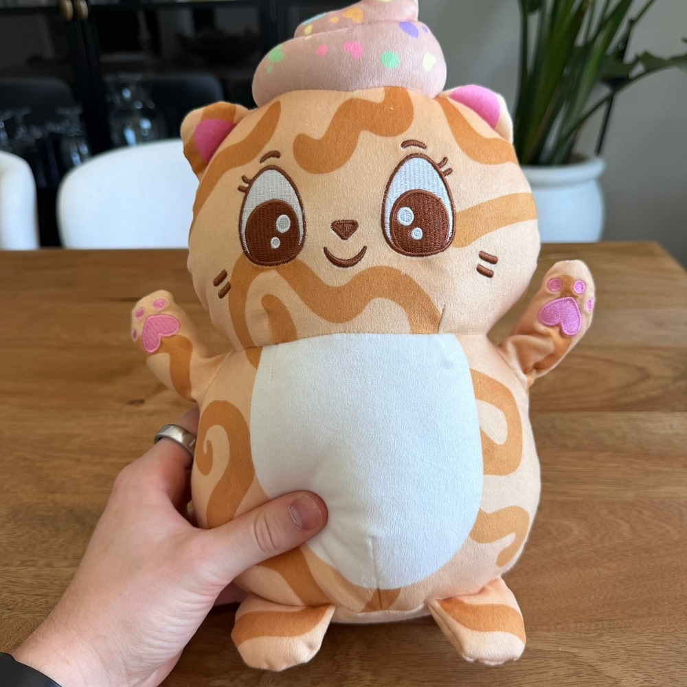 Moriah Elizabeth Georgie the Cat Plush Orange Tabby Ice Cream Hat Stuffed Animal